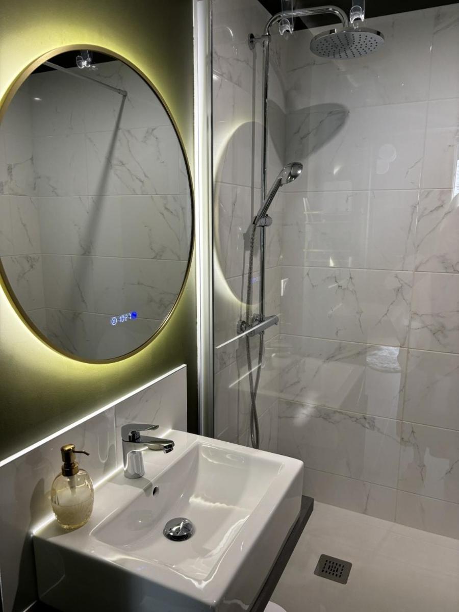 Hotel Le Tiburon Cherbourg-en-Cotentin Luaran gambar